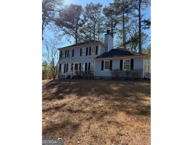 Fowler Lake Home For Sale in Fayetteville Georgia