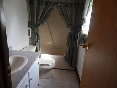 1986 Zimmer Duke mobile home in Fairview Estates 55+ community - photo 15