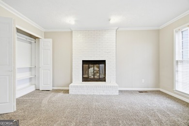 Pristine Colonial-style home in the desirable Quail Hollow - photo 6