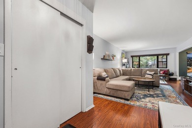 Spacious and versatile apartment featuring an extra-large living - photo 19