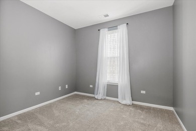 Fresh, Updated, Clean & truly move-in ready! Enjoy everything - photo 19