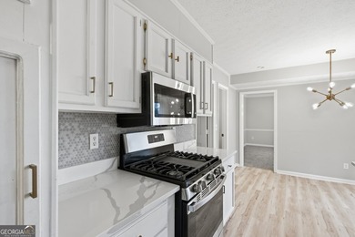 Pristine Colonial-style home in the desirable Quail Hollow - photo 10