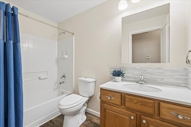 Fresh, Updated, Clean & truly move-in ready! Enjoy everything - photo 21