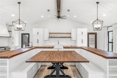 A five-star tropical oasis east of A1A with just under 5,000 AC - photo 5