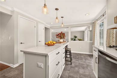 SHOWSTOPPER!! This **MAGAZINE-WORTHY** 4-bedroom 2.5-bath - photo 11