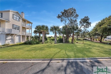 Rare, oceanfront, buildable lot, in beautiful Seaside Colony - photo 3