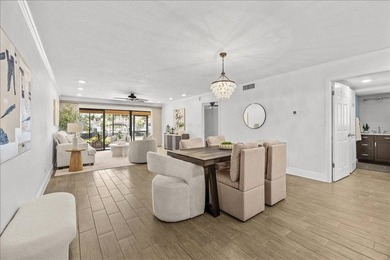 BOAT SLIP/ LIFT - PRIVATE GARAGE - FULLY RENOVATED WATERFRONT - photo 13