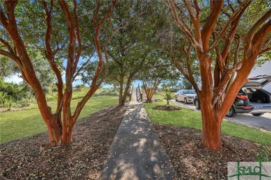 Rare, oceanfront, buildable lot, in beautiful Seaside Colony - photo 5