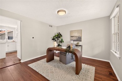 SHOWSTOPPER!! This **MAGAZINE-WORTHY** 4-bedroom 2.5-bath - photo 16