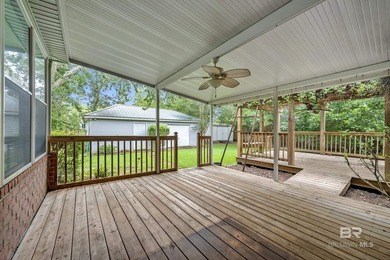 Amazing 3-bedroom, 2-bath home located near the cusp of Perdido - photo 7