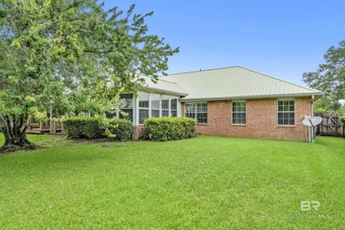 Amazing 3-bedroom, 2-bath home located near the cusp of Perdido - photo 10