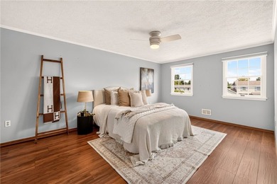 SHOWSTOPPER!! This **MAGAZINE-WORTHY** 4-bedroom 2.5-bath - photo 23
