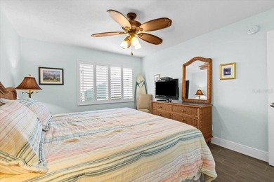 BOAT SLIP/ LIFT - PRIVATE GARAGE - FULLY RENOVATED WATERFRONT - photo 26