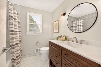 SHOWSTOPPER!! This **MAGAZINE-WORTHY** 4-bedroom 2.5-bath - photo 34