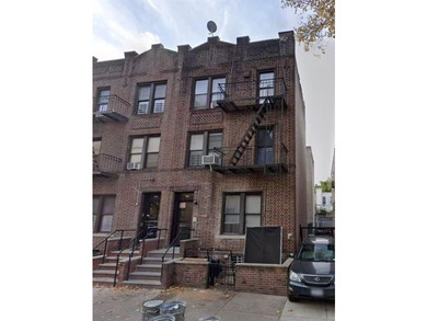 Solid brick 6-family building located in the heart of Bay Ridge - photo 2