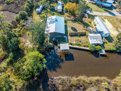 Suwannee River Lot For Sale in Suwannee Florida