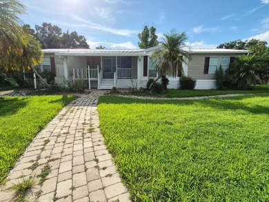 LAKE OKEECHOBEE ACCESS - Discover this exceptional waterfront - photo 1