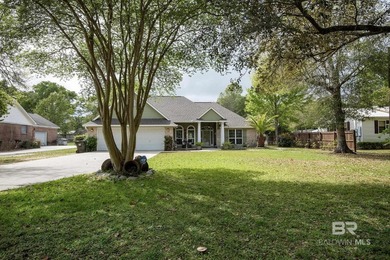 Welcome to this beautiful brick home in Foley offering space - photo 3