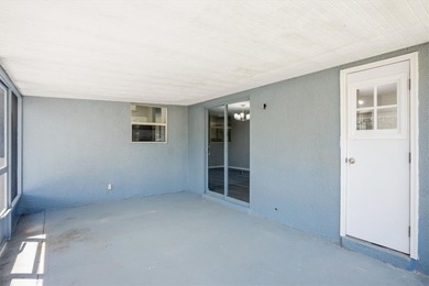 Fully renovated and move-in ready. Modern finishes, new - photo 7