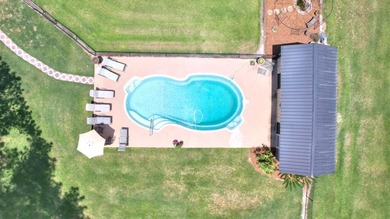 Location!! Location!! Location!! This spacious brick home with a - photo 18