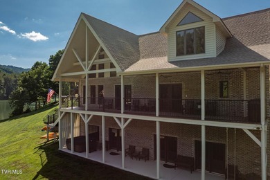 LUXURY LAKEFRONT RETREAT ON WATAUGA LAKE!! Welcome to the - photo 9