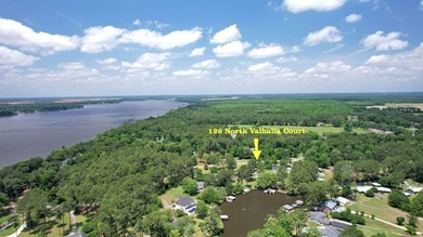 Location!! Location!! Location!! This spacious brick home with a - photo 20
