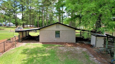 Location!! Location!! Location!! This spacious brick home with a - photo 21