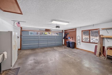 Rare opportunity on Lake Balboa! This custom-built waterfront - photo 35