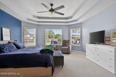 Welcome to this beautifully maintained 4-bedroom, 2-bathroom - photo 38