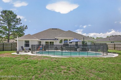 Welcome to this beautifully maintained 4-bedroom, 2-bathroom - photo 42