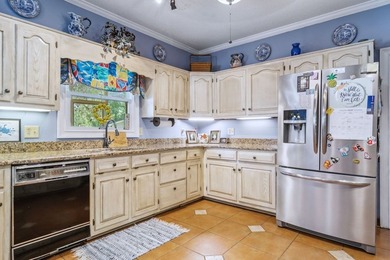 Location!! Location!! Location!! This spacious brick home with a - photo 43