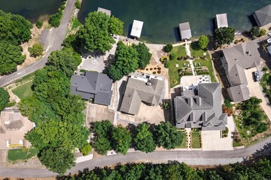 Rare opportunity on Lake Balboa! This custom-built waterfront - photo 45