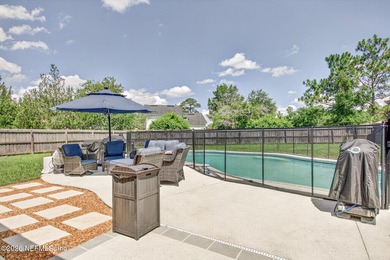 Welcome to this beautifully maintained 4-bedroom, 2-bathroom - photo 47