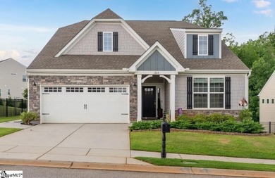 Enjoy peaceful one-level living in this beautifully maintained - photo 2