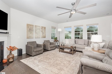 Enjoy peaceful one-level living in this beautifully maintained - photo 3