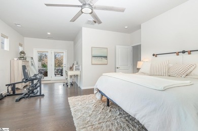 Enjoy peaceful one-level living in this beautifully maintained - photo 9