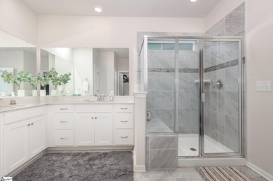 Enjoy peaceful one-level living in this beautifully maintained - photo 10