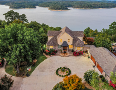 Norfork Lake Home For Sale in Mountain Home Arkansas