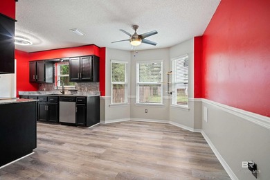 Seller is offering a paint allowance. This well-maintained home - photo 4