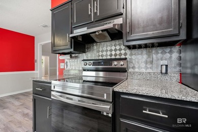 Seller is offering a paint allowance. This well-maintained home - photo 8