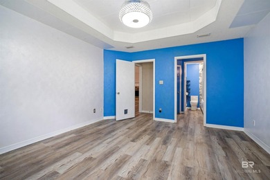 Seller is offering a paint allowance. This well-maintained home - photo 10
