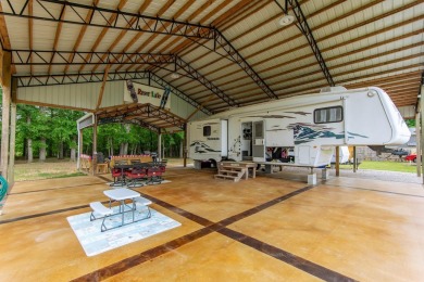 (private lake, pond, creek) Lot For Sale in Savannah Tennessee