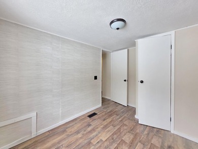 Completely remodeled 3-bedroom, 2-bath home located just minutes - photo 12