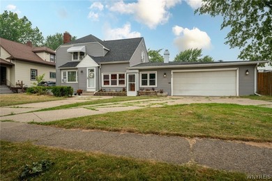 Welcome to this spacious and beautifully updated home nestled on - photo 3