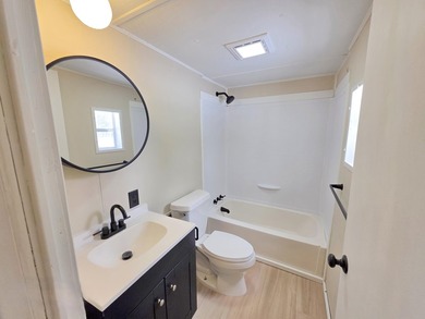 Completely remodeled 3-bedroom, 2-bath home located just minutes - photo 14