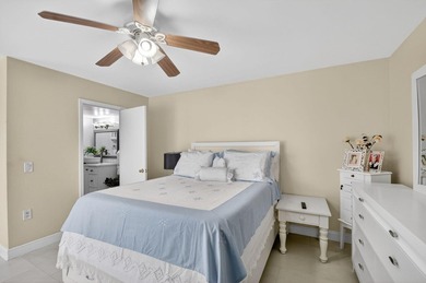 Impeccable 2-bedroom, 2.5-bath home located in a tranquil - photo 25