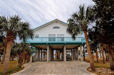 Charm and Relaxation Abounds from this 2bed/2bath home located - photo 1