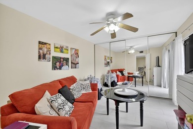 Impeccable 2-bedroom, 2.5-bath home located in a tranquil - photo 32