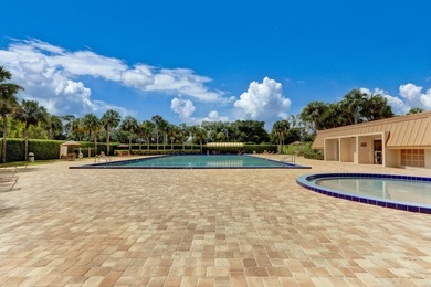 Impeccable 2-bedroom, 2.5-bath home located in a tranquil - photo 50