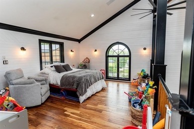 Introducing a Masterpiece of Luxury Living with high end - photo 20